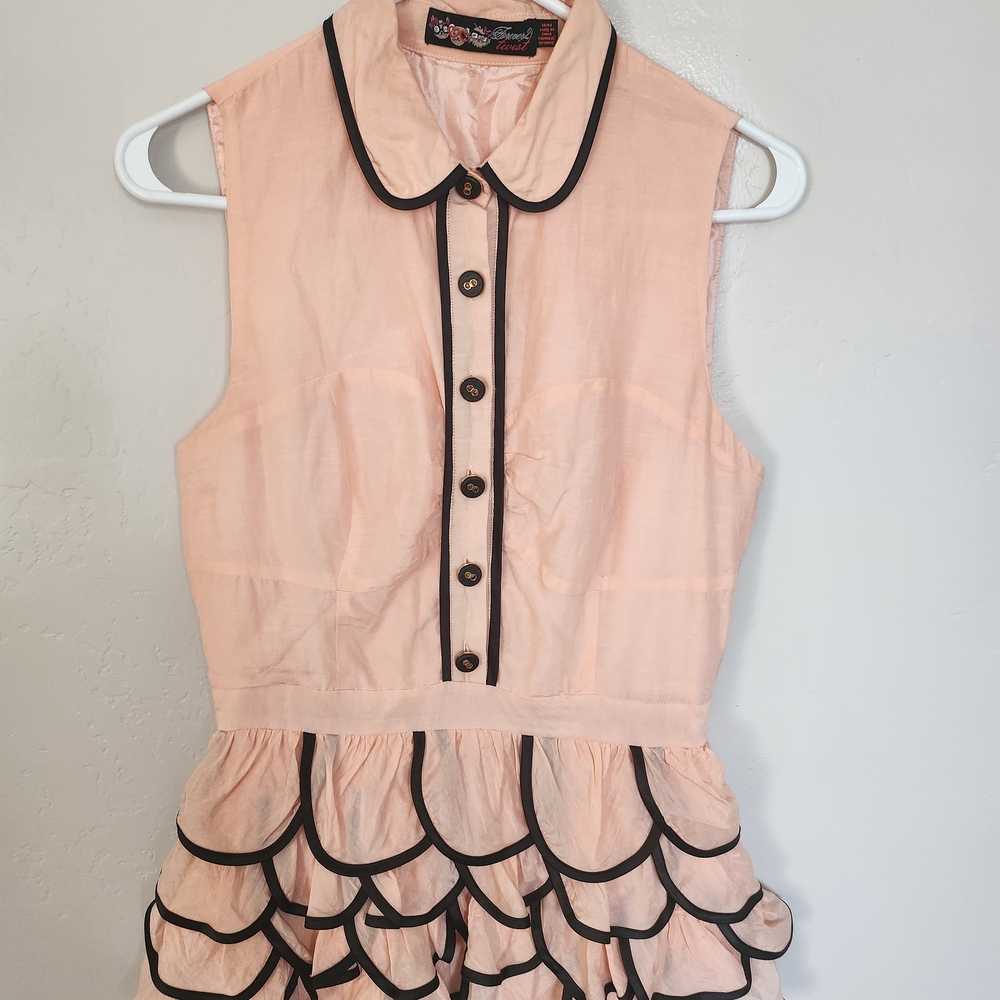 Forever 21 Peach Blouse with Black Trim